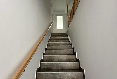 Casă cu 7 camere cu Teren 420 Mp în Corunca - 3