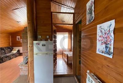 Casă cu 2 camere cu Teren 2889 Mp în Hidiș