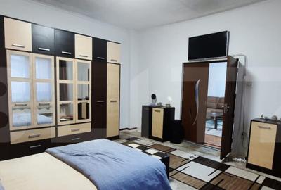 Casa de vanzare, curte comuna, 100 mp, zona Titulescu - 12