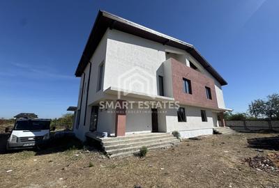 VANZARE VILA DARVARI | DOMNESTI -CIOROGARLA | 7 CAMERE - TERASE LA CHEIE - 1