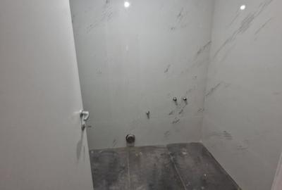 Centrul de Scafandri / 3 camere la cheie / 2 bai / centrala / AC - 4