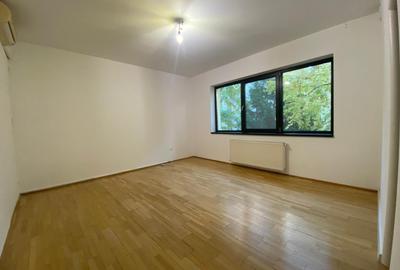 Vila Herastrau Sos. Nordului -Comercial / Rezidential - 5 Camere - 4 Bai - Curte - 3