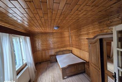 Casă cu 5 camere cu Teren 238 Mp în Traian - 5