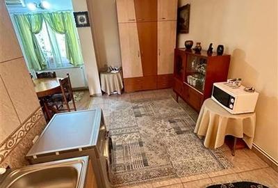 Casă individuală cu 4 camere cu Canalizare în Brătianu - 4