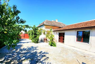 Casă cu 4 camere în Șofronea - 2