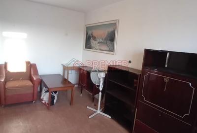 Apartament cu 2 camere decomandat în Berceni