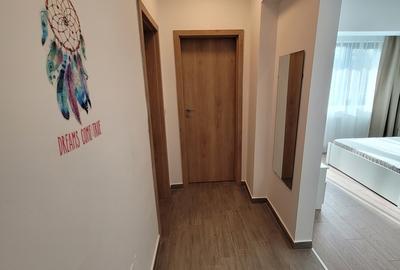 Garsonieră decomandată în Regie