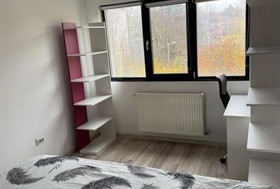 Apartament cu 2 camere decomandat în Târgu Cucu - 3
