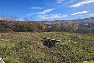 Casă cu 5 camere cu Teren 1532 Mp în Șinca - 1