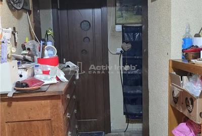 Apartament cu 4 camere decomandat în Calea București - 1
