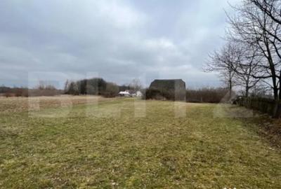 Teren de 5775 mp, în Central