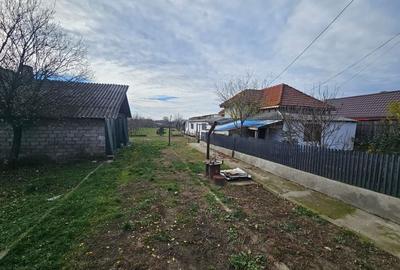 Casa si teren 3500 mp, Stefanesti - Golesti - 1