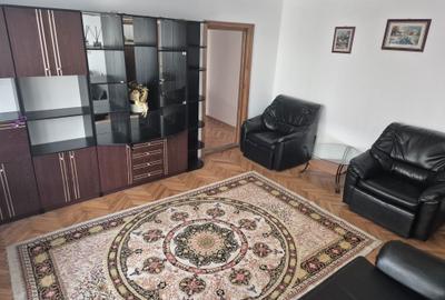 Apartament cu 3 camere semidecomandat în Decebal - 5