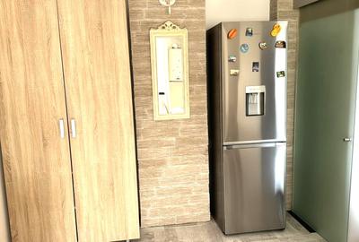 Apartament cu 3 camere semidecomandat, mobilat în Central - 2