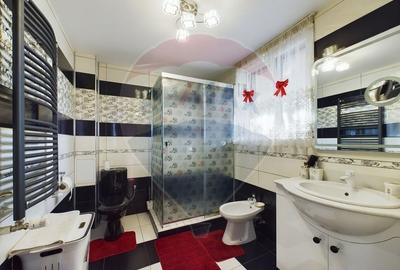 Casă cu 6 camere cu Canalizare în 23 August (Cațelul) - 15