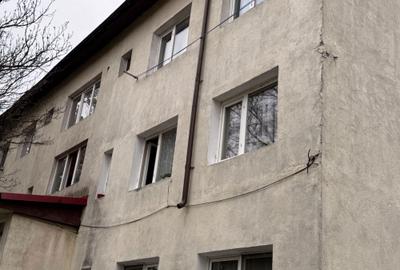 Apartament cu 2 camere nedecomandat în Central - 2