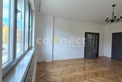 Apartament cu 5 camere circular în Central - 5
