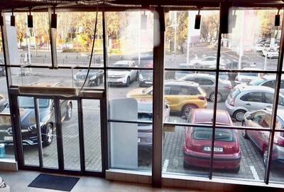 OPORTUNITATE Locatie imobiliara cu doua showroomuri functionale si ultradotate - 2