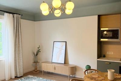 Apartament cu 3 camere semidecomandat în Central - 3