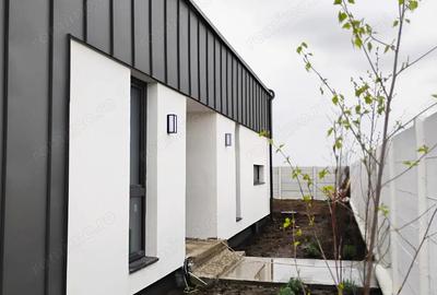 Casă cu 5 camere cu Teren 623 Mp în Măgurele - 1