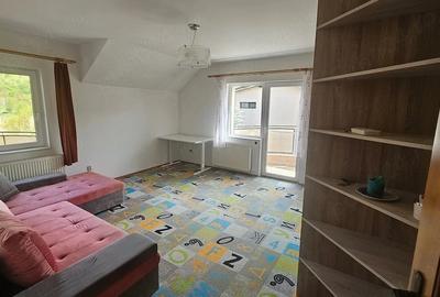 Apartament cu 2 camere decomandat în Câmpului - 3