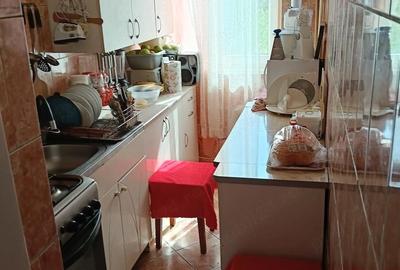 Apartament cu 3 camere semidecomandat în Central - 5
