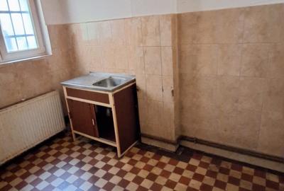 Apartament cu 3 camere semidecomandat în Centrul Istoric - 5