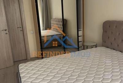 Apartament cu 3 camere semidecomandat în Grozăvești