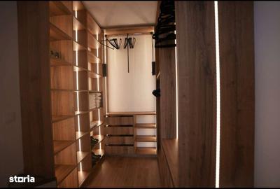 Casă cu 4 camere cu Teren 370 Mp în Rediu - 9