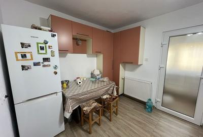 Apartament cu 2 camere decomandat în Câlnic - 5