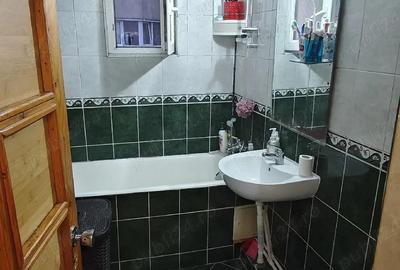 Apartament cu 3 camere decomandat în Marghiloman - 2