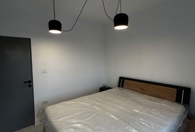 Apartament cu 2 camere, mobilat în Intim