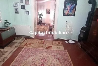 Casă cu Teren 895 Mp în Central - 18
