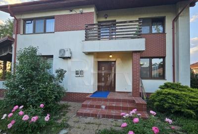 Casă cu 5 camere cu Teren 543 Mp în Gulia - 1