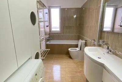 Apartament cu 3 camere decomandat în Intim - 2