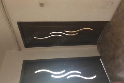 Apartament cu 3 camere semidecomandat în Turceni