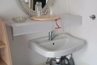 Garsonieră decomandată în Central - 4