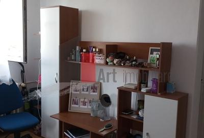 Apartament cu 2 camere semidecomandat în Drumul Taberei - 2