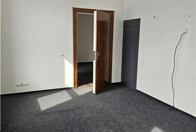 Spatiu Industrial - 3500 mp - Productie - Depozitare - Office - 32