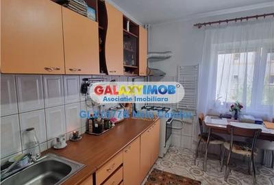 Apartament cu 3 camere decomandat în Rahova - 4
