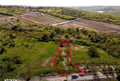 Teren de 1129 mp, în Paleu