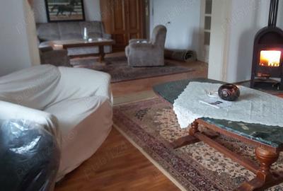 Casă cu 5 camere în Central - 2
