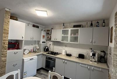 Apartament cu 2 camere decomandat în Central - 1