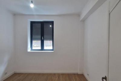 Apartament 2 camere, decomandat - zona Bunloc - 1