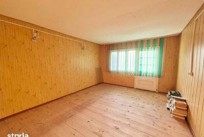 Casă cu 5 camere cu Teren 3581 Mp în Central - 10