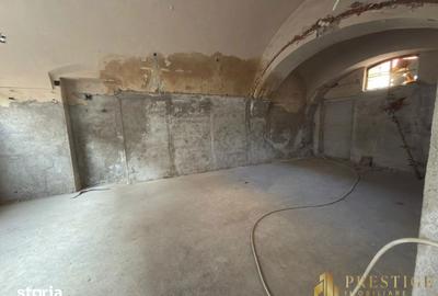 Spațiu comercial, de 85 mp, în Orașul Nou - 5