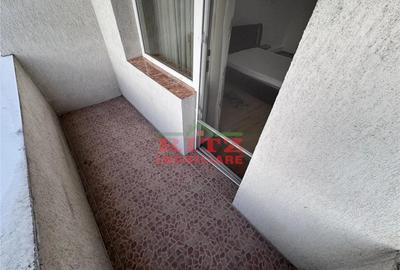 Apartament cu 4 camere decomandat în Tineretului - 1