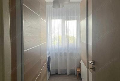 //4 CAMERE// ZONA 9 MAI// - 2