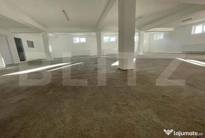 Spațiu comercial, de 259 mp, în Central - 4