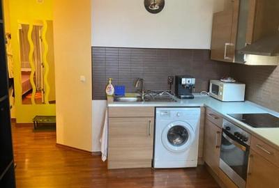 Apartament 3 camere, zona UTA ARED R6 - 13